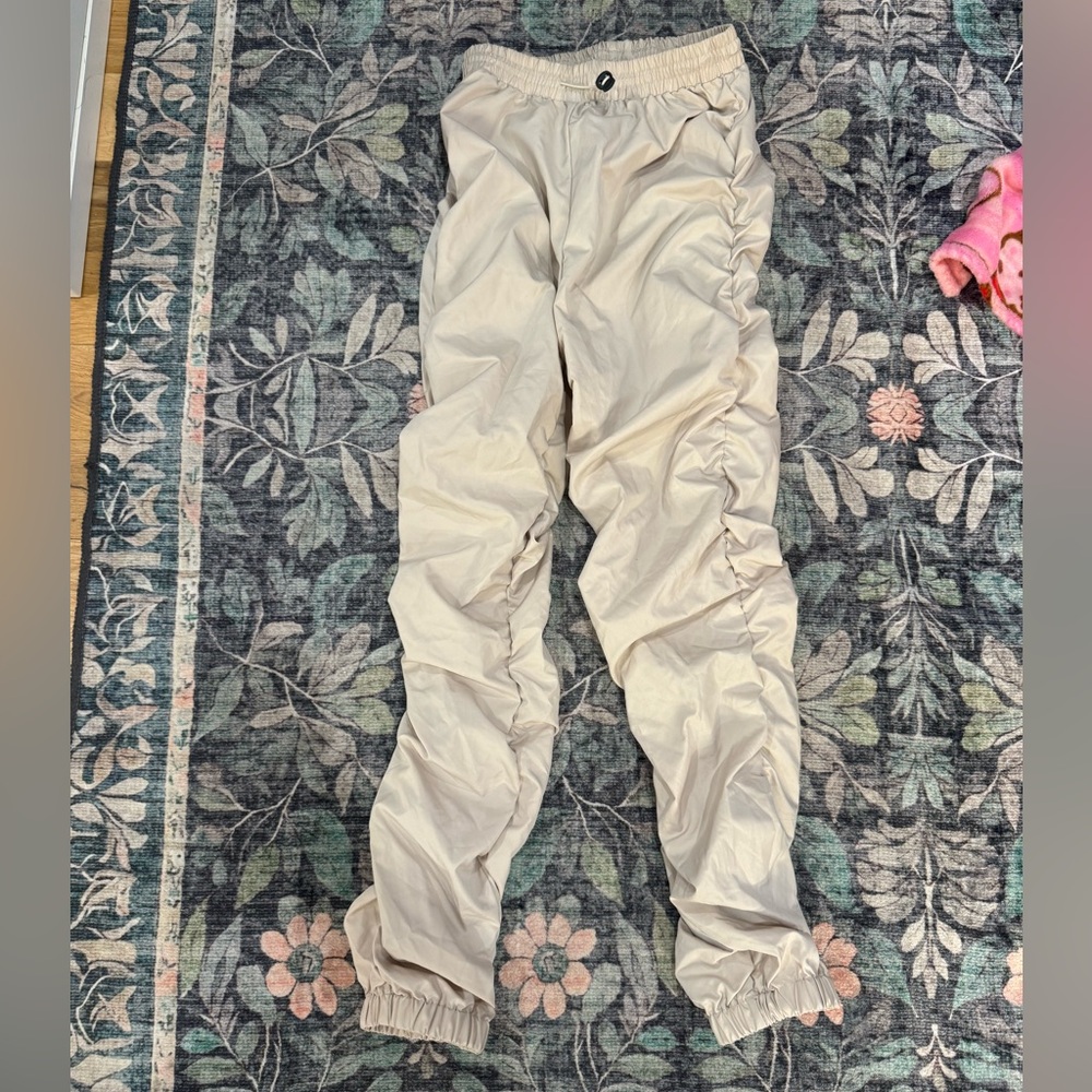 SHEIN Cream Elastic Waist Joggers